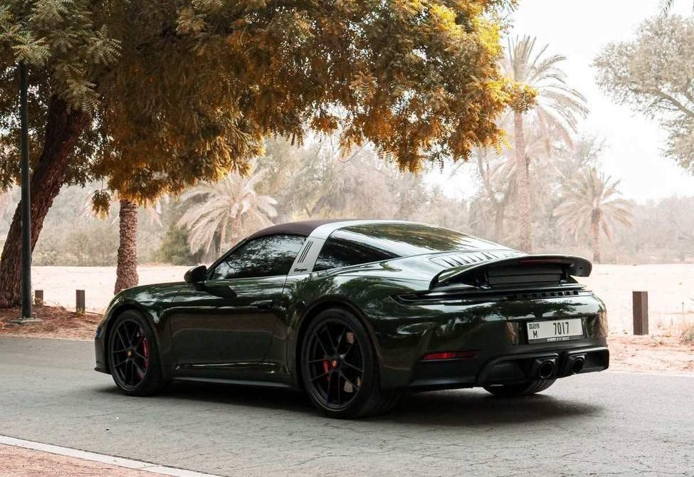 Porsche 911 Targa rental Dubai